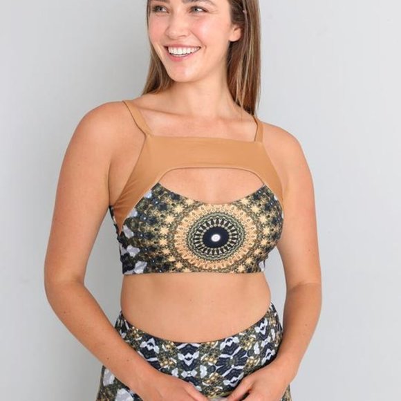 (NEW) Wolventhreads Noor Reversible Four Way Top - Picture 5 of 11